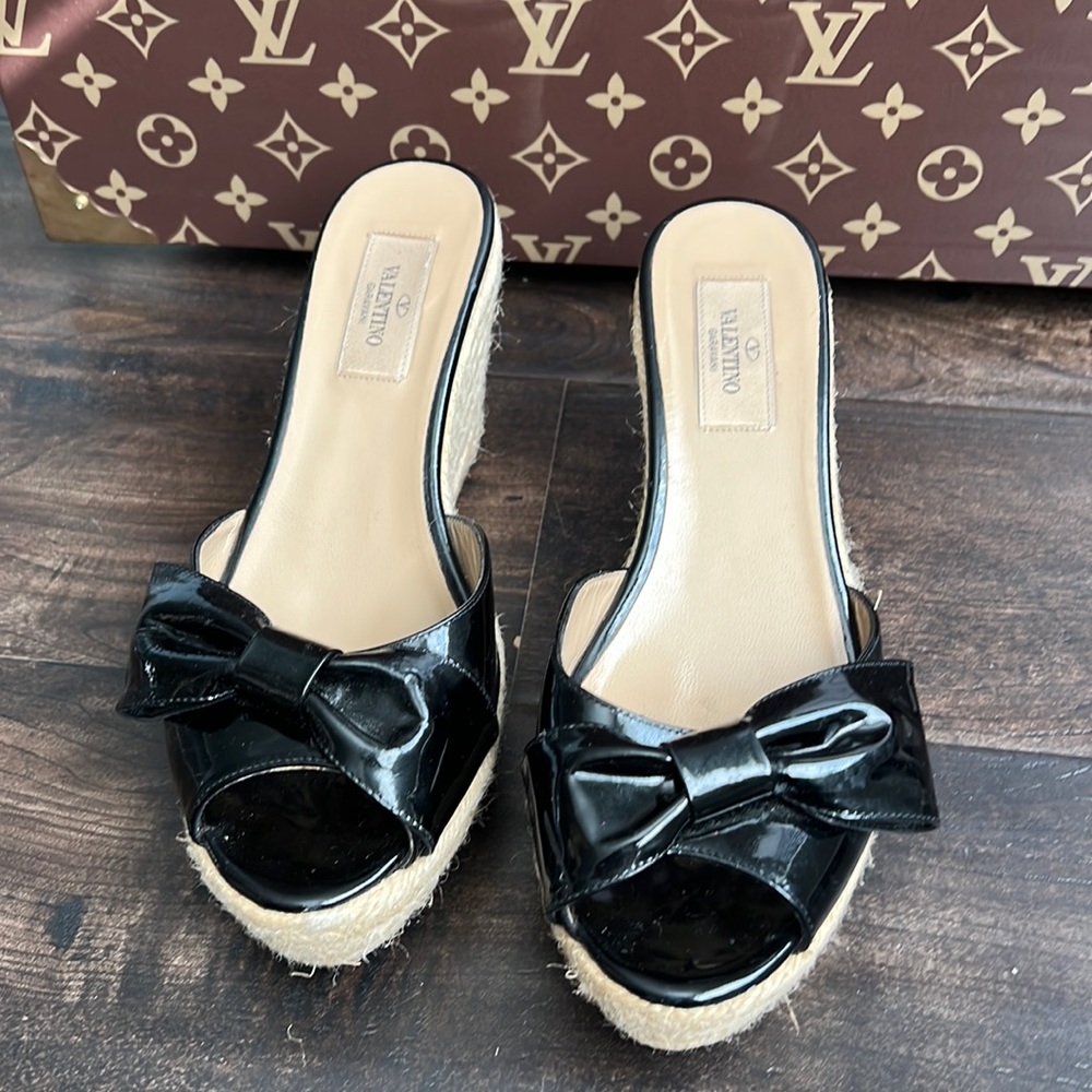 Valentino Garavani wedge